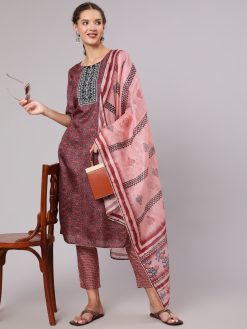 Maroon Silk Blend Embroidered Ethnic Print Straight Kurta With Printed Pant & Printed Kota Doriya Dupatta