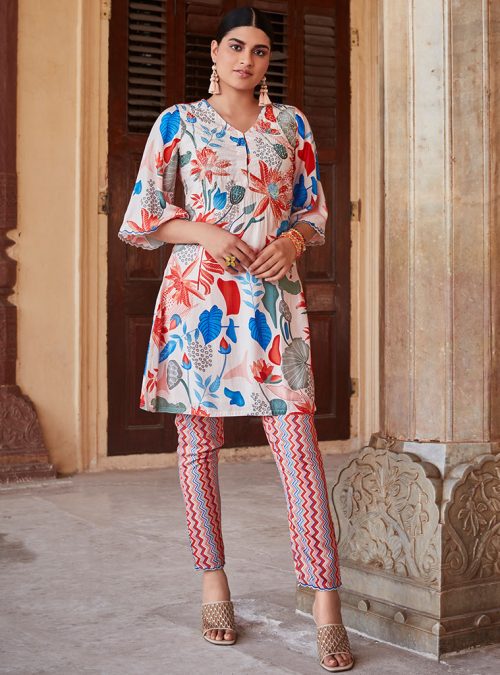 Peach Embellished Kurta With Muslin Printed Trousers