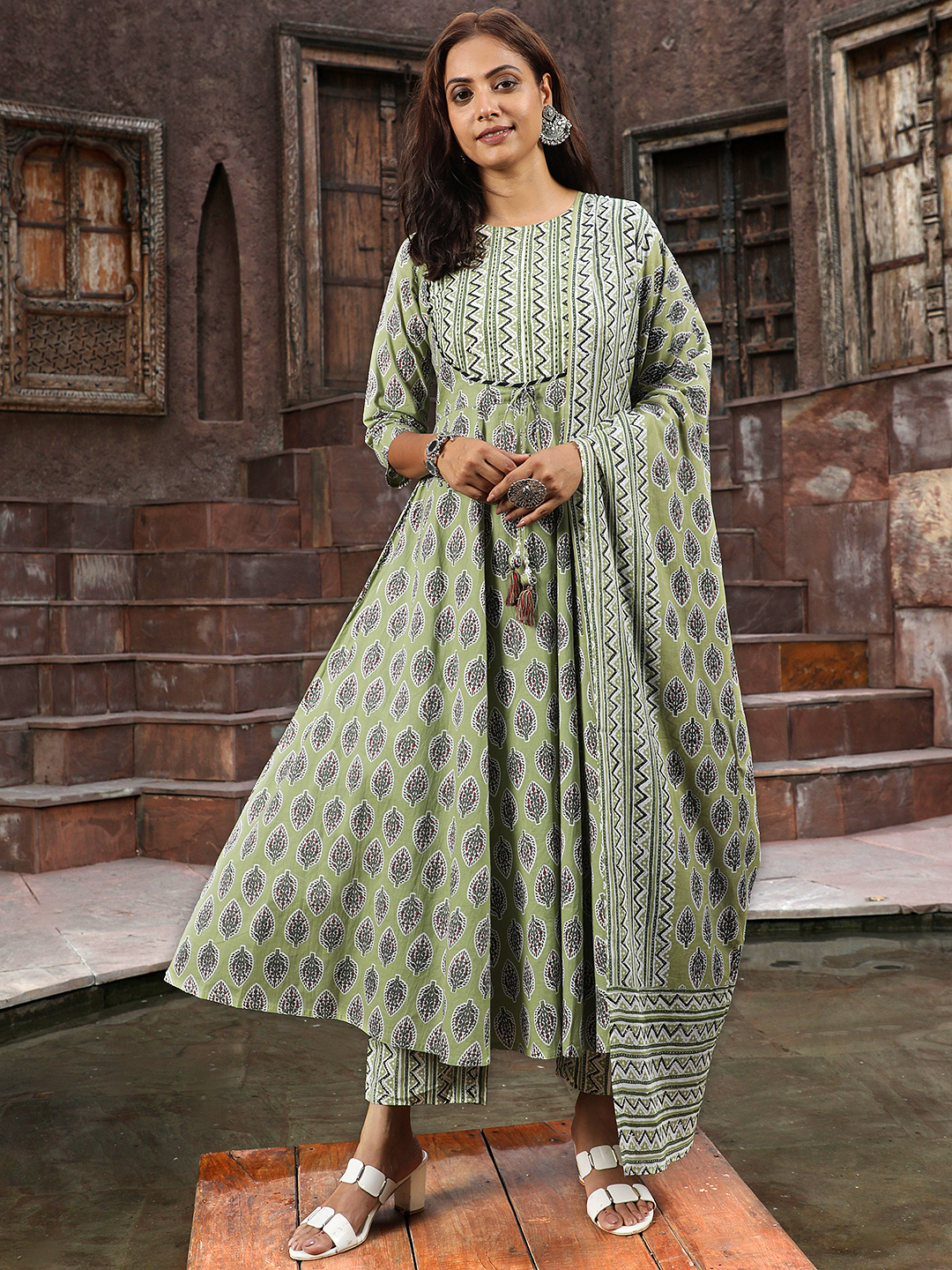 03-06-Cotton Collar Necked Slitted Kurti(Zig Zag Print)-Dark  Green-03-06-014 – Colours Trendz